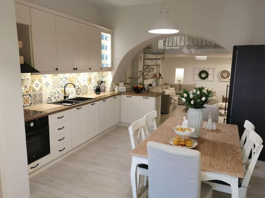 The Minty Door Boutique House Villa Naousa  Bagian luar foto